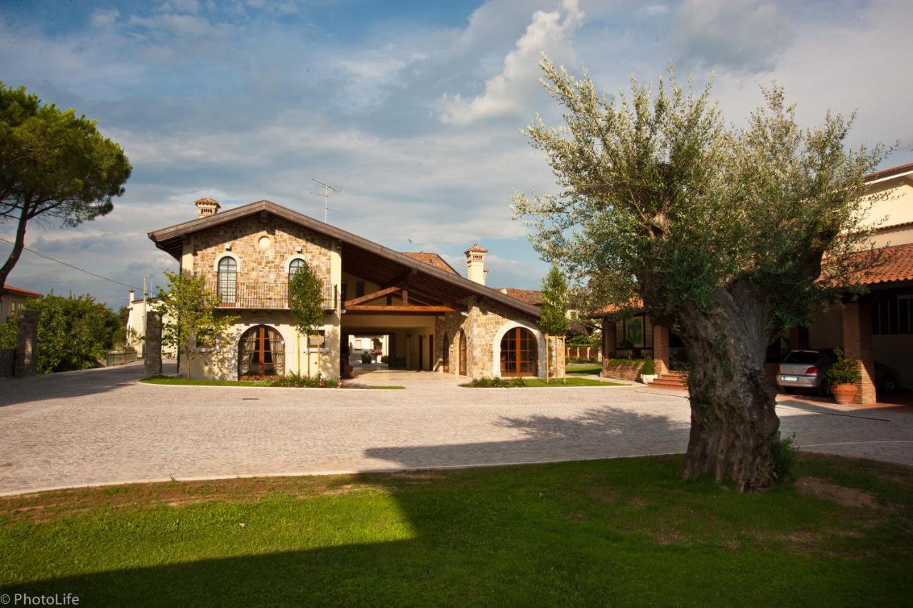 Wine Resort Luisa Mariano del Friuli Esterno foto