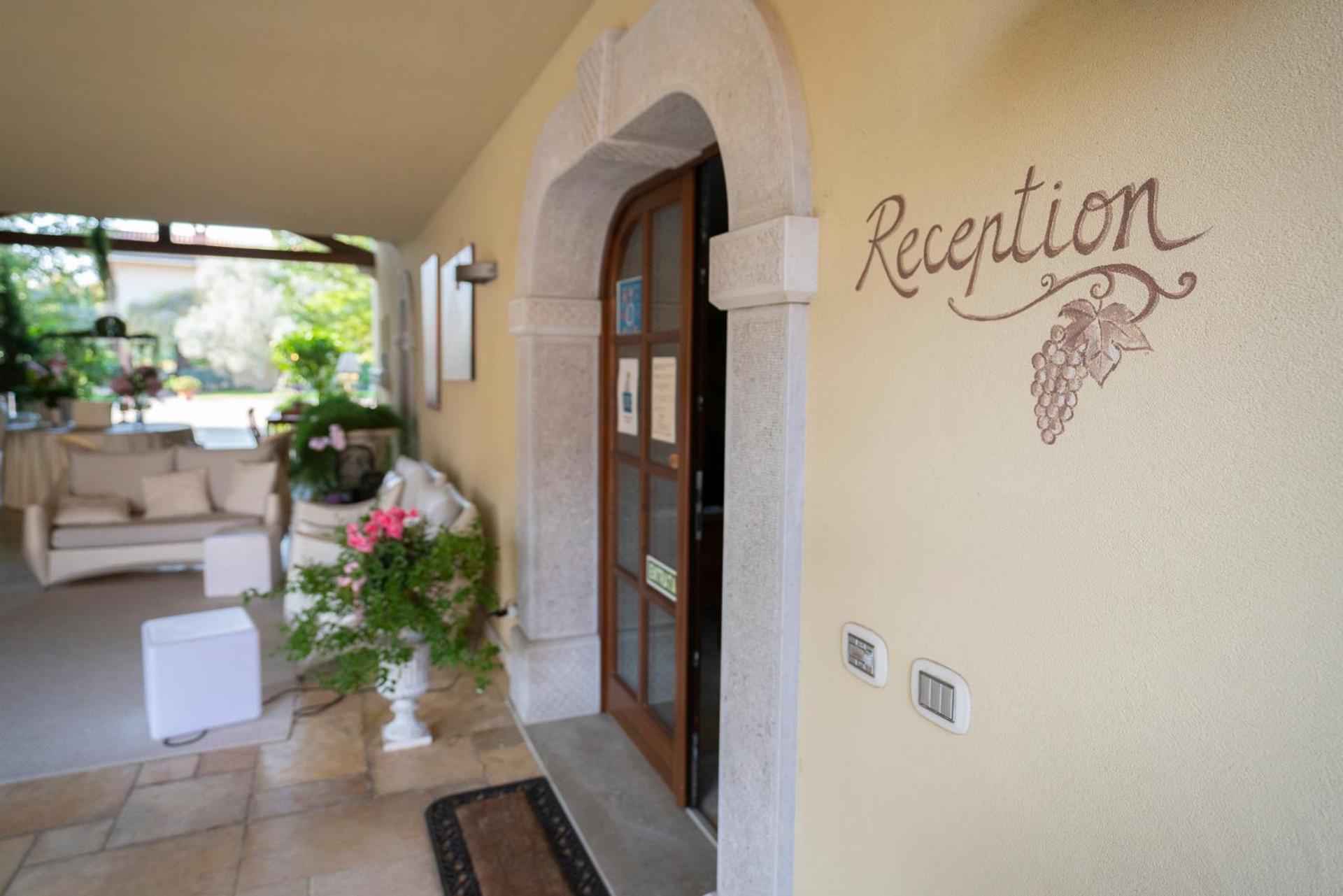 Wine Resort Luisa Mariano del Friuli Esterno foto